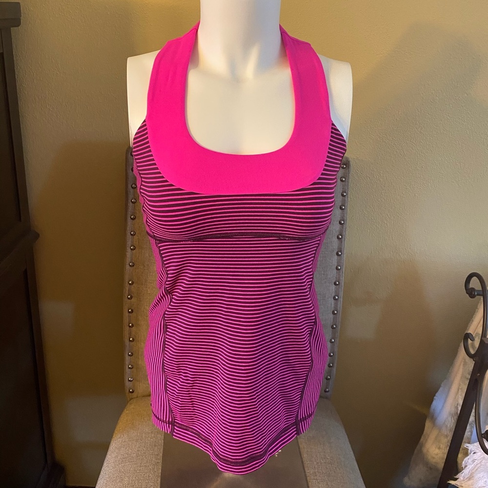 Lululemon sports top